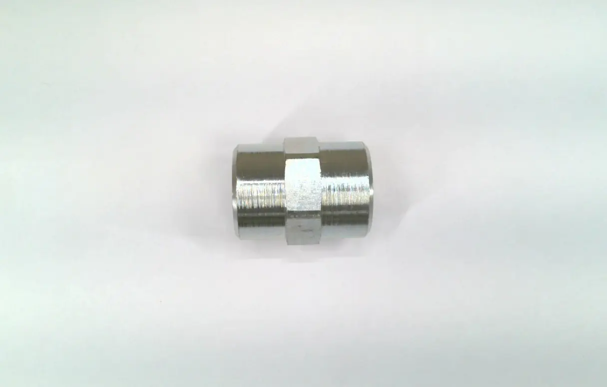 -4FNPT X -4FNPT STRAIGHT COUPLING  STAINLESS