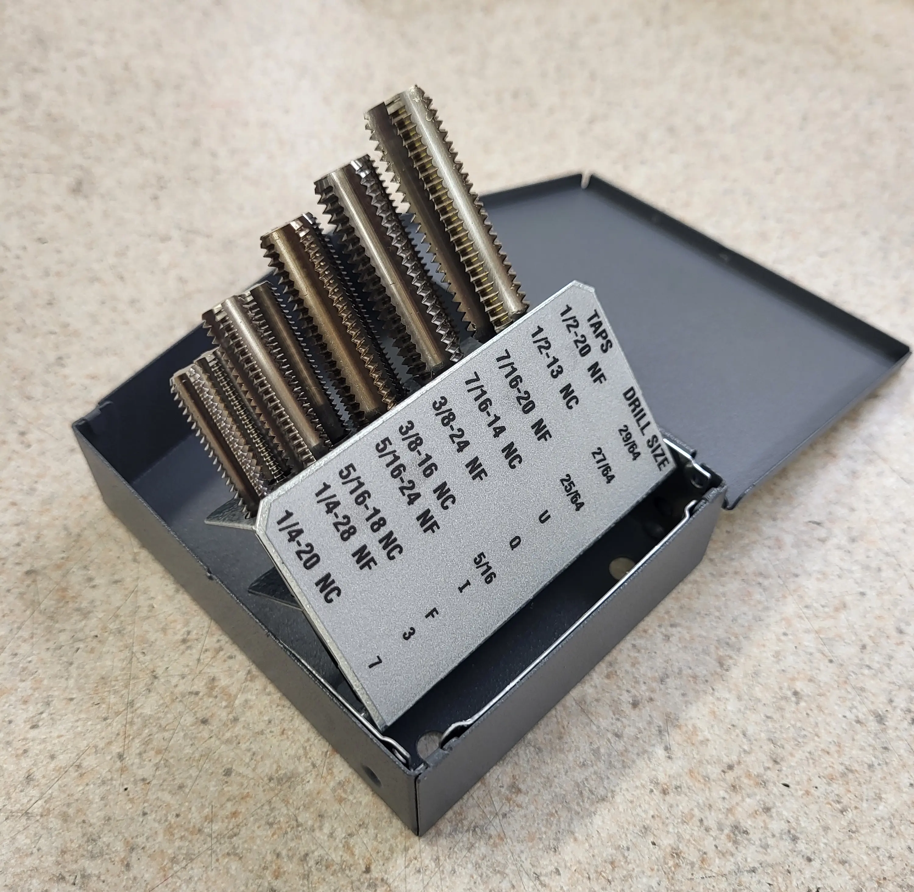 BOTTOM TAP 10PC SET 1/4" TO 1/2"