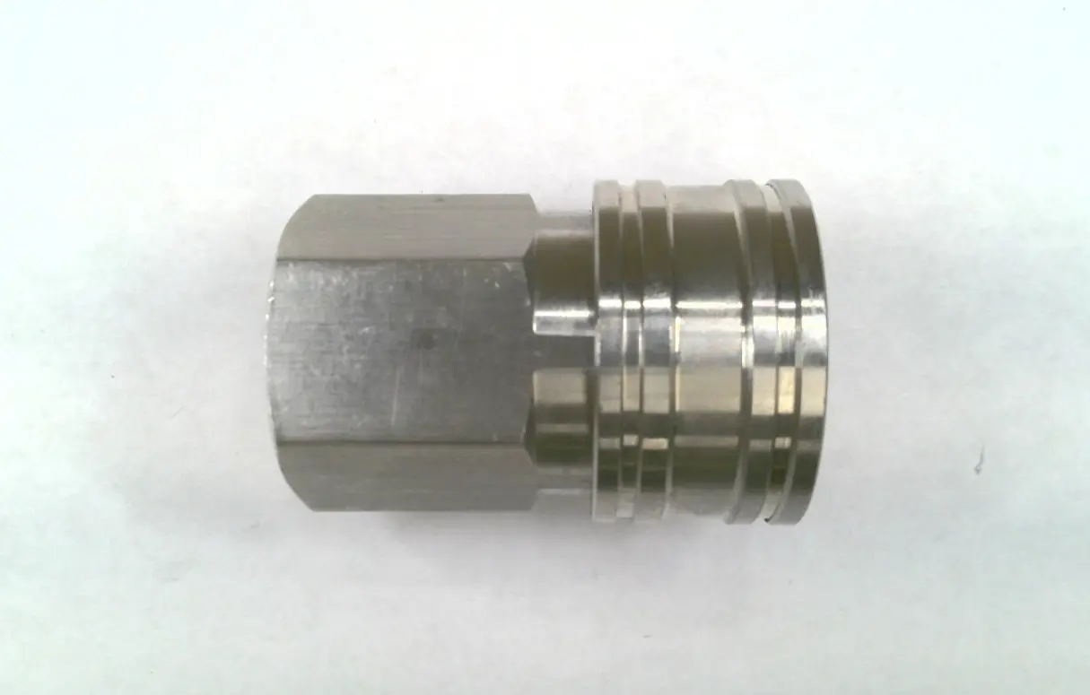 1 FNPT FEMALE STAINLESS FEMALE PRESSURE WASHER QD COUPLER