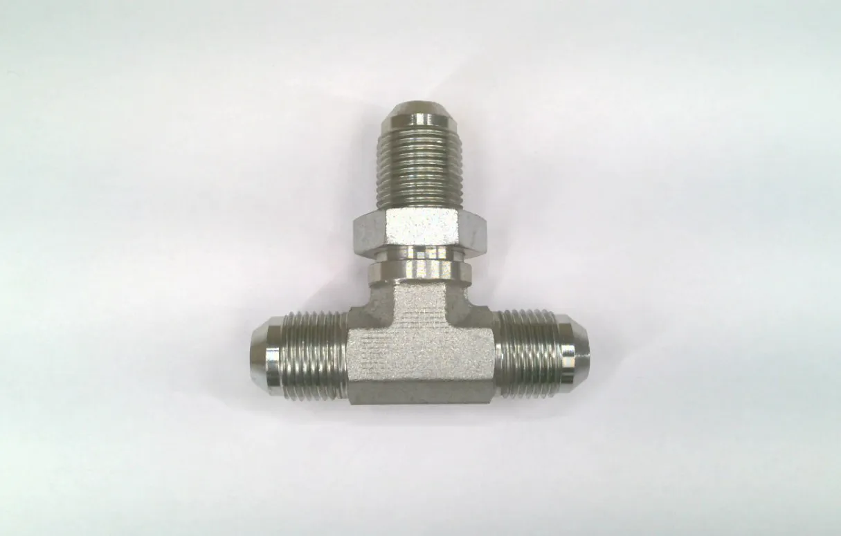 4 JIC BULKHEAD TEE